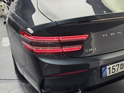 GENESIS G80 (RG3) - 10