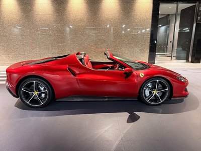2025 Ferrari 296 GTS 缩略图 6