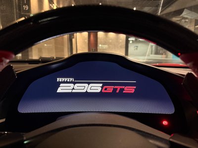 2025 Ferrari 296 GTS 缩略图 16