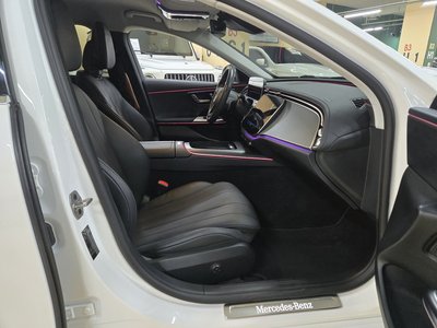 MERCEDES-BENZ E-CLASS - 9
