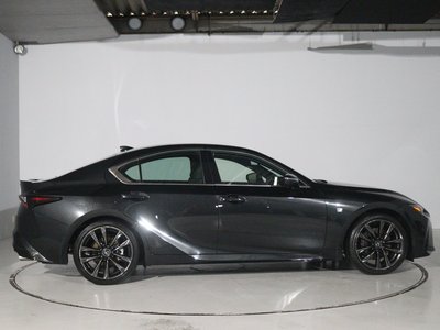 LEXUS IS - 8