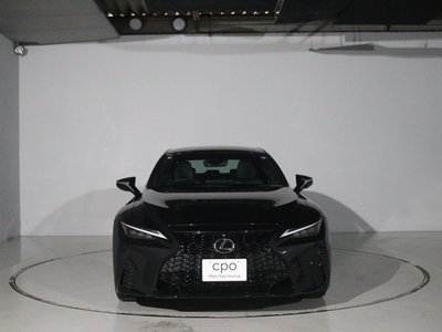 LEXUS IS - 9