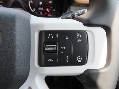 2025 LAND Rover DEFENDER — миниатюра 24