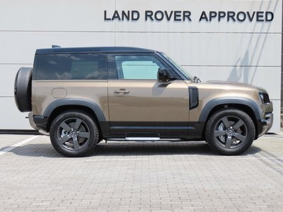2025 LAND Rover DEFENDER — фото 5