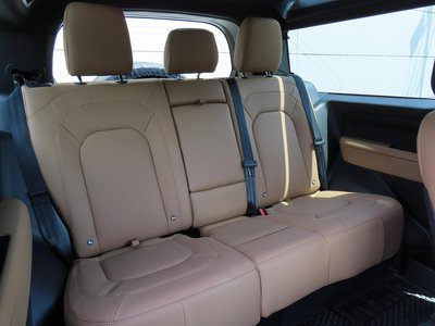 2025 LAND Rover DEFENDER — миниатюра 12