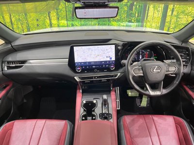 صورة 2 لـ 2024 Lexus RX