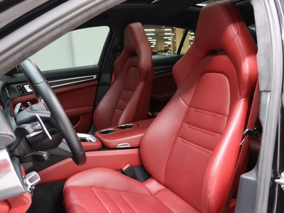 PORSCHE PANAMERA - 10