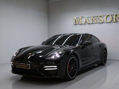 PORSCHE PANAMERA - 1
