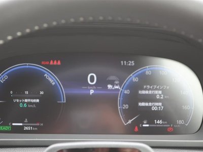 TOYOTA CROWN SPORT - 9