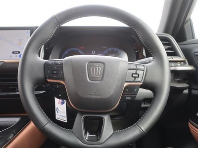 TOYOTA CROWN SPORT - 8