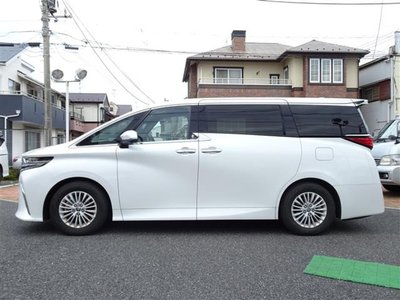 2025 Toyota ALPHARD — фото 7