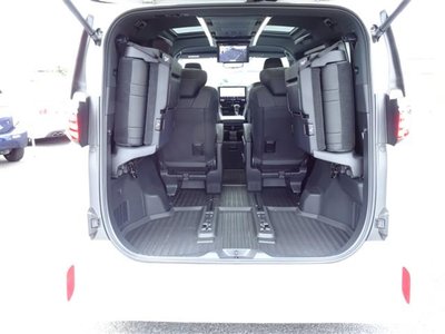 2025 Toyota ALPHARD thumbnail 11
