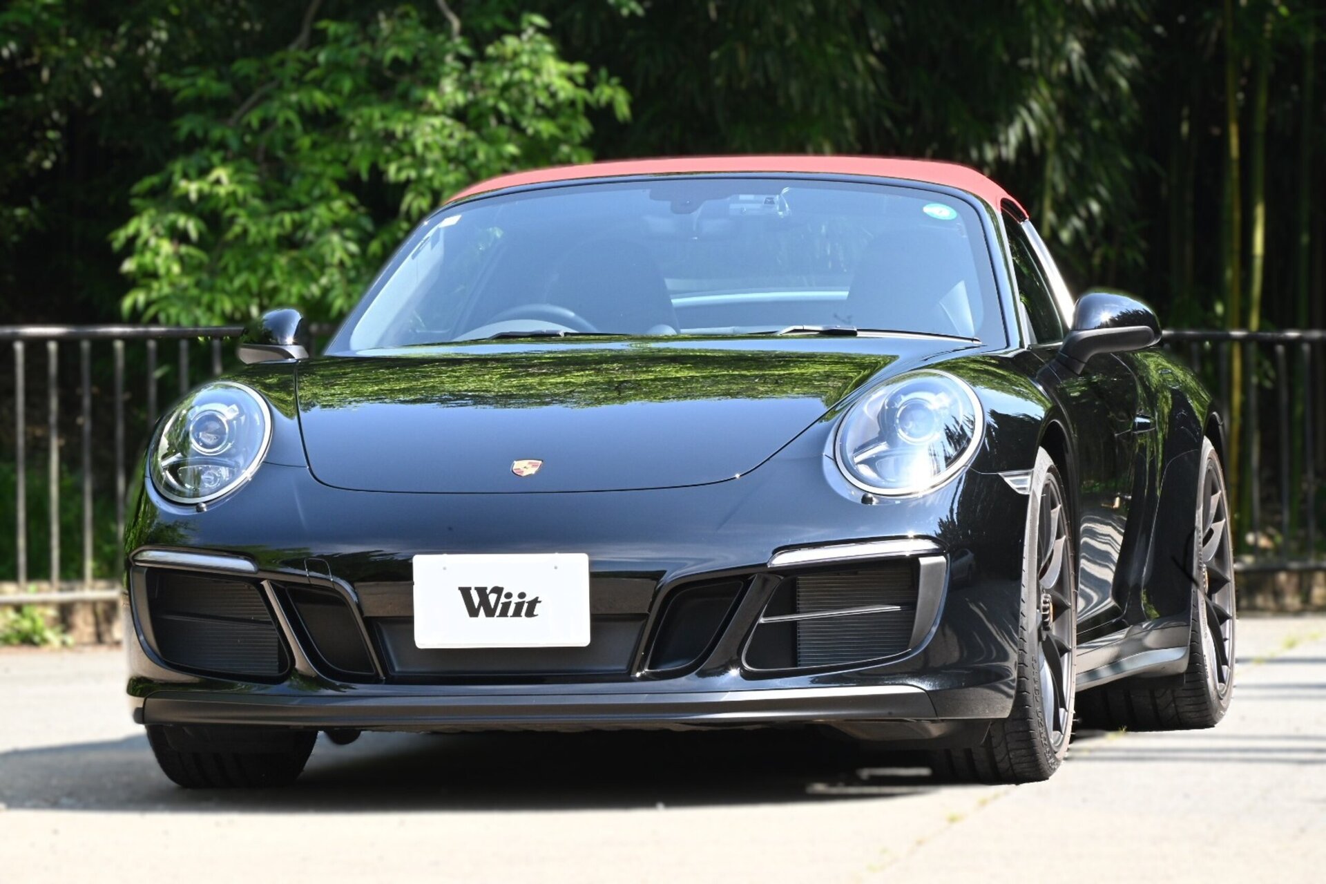 PORSCHE 911 TARGA - View 1