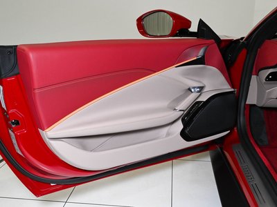 2024 FERRARI ROMA thumbnail 15