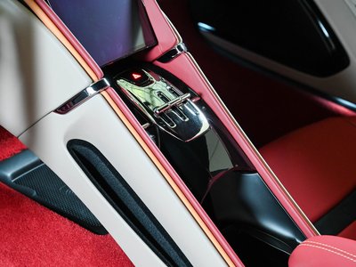 2024 FERRARI ROMA thumbnail 19