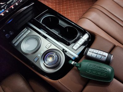 GENESIS G80 (RG3) - 9
