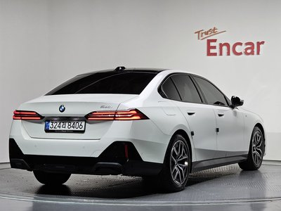 BMW 5 SERIES - 3