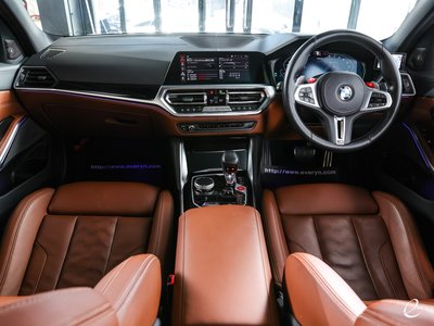 صورة 3 لـ 2022 BMW M3 SEDAN