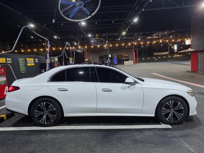 MERCEDES-BENZ E-CLASS - 3