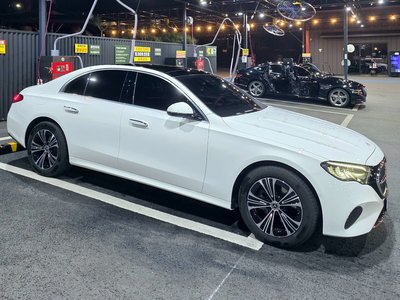 MERCEDES-BENZ E-CLASS - 5