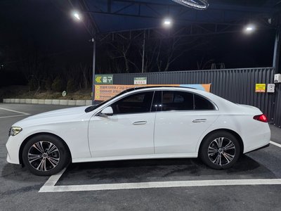 MERCEDES-BENZ E-CLASS - 2