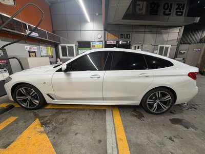 2021 BMW 6 SERIES GT 缩略图 11
