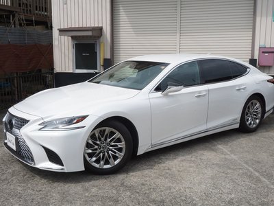 صورة 5 لـ 2020 Lexus LS