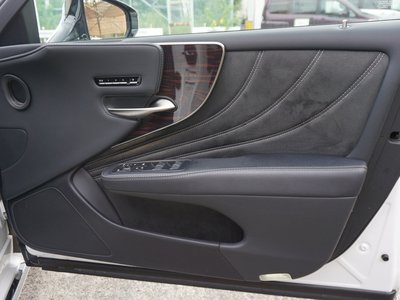 صورة مصغرة 27 لـ 2020 Lexus LS