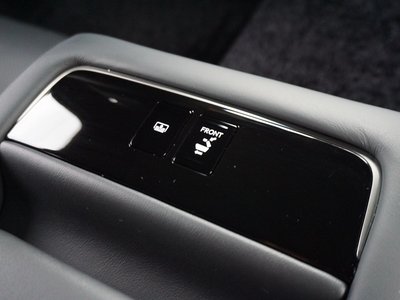 صورة مصغرة 59 لـ 2020 Lexus LS