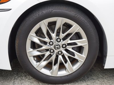 صورة مصغرة 75 لـ 2020 Lexus LS