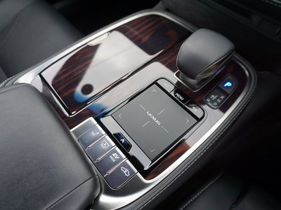 صورة مصغرة 41 لـ 2020 Lexus LS