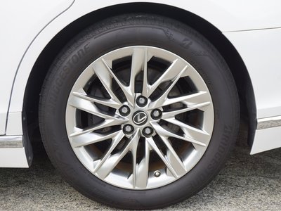 صورة مصغرة 76 لـ 2020 Lexus LS