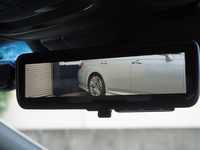 صورة 4 لـ 2020 Lexus LS