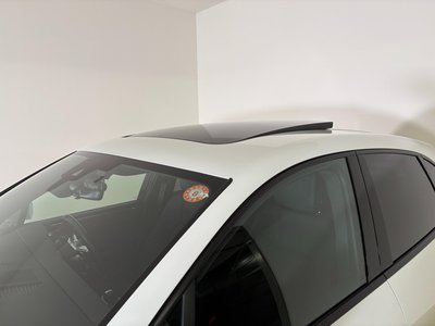 PORSCHE MACAN - 10