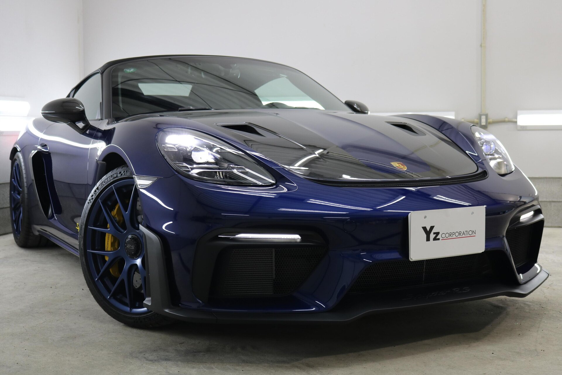 PORSCHE 718 SPYDER - View 1