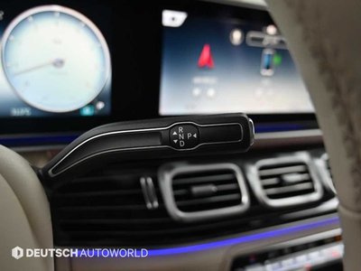 2025 Mercedes-BENZ GLS photo 9