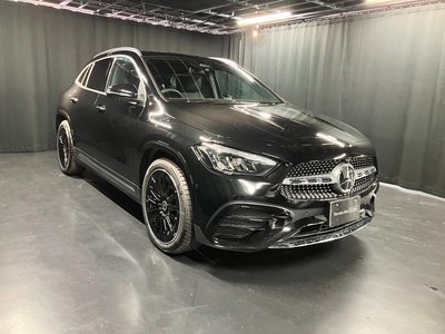 MERCEDES-BENZ GLA - 7