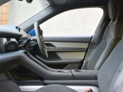 2021 Porsche TAYCAN 缩略图 55