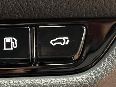 2023 Lexus NX thumbnail 8