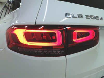 MERCEDES-BENZ GLB - 5