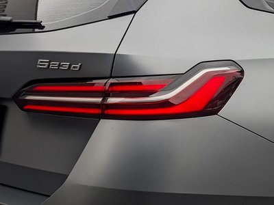 BMW 5 SERIES TOURING - 10