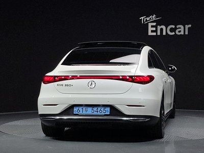 MERCEDES-BENZ EQE - 3