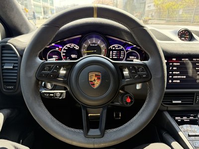 PORSCHE CAYENNE - 6