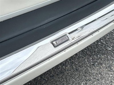 TOYOTA LAND CRUISER 200 - 3