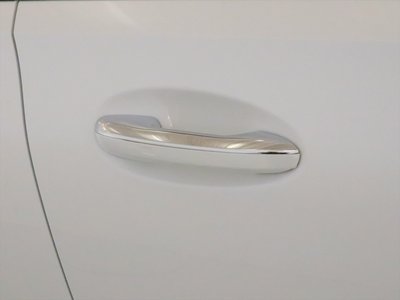 2023 Mercedes-BENZ C-CLASS AMG thumbnail 12