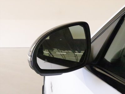 2023 Mercedes-BENZ C-CLASS AMG 照片 6
