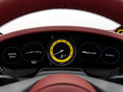 PORSCHE 911 - 8