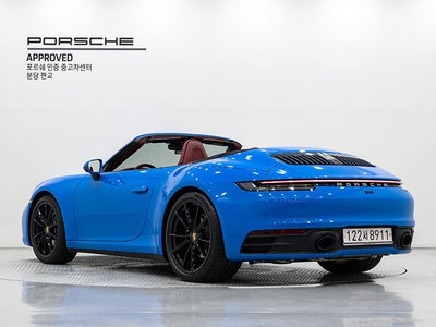 PORSCHE 911 - 4