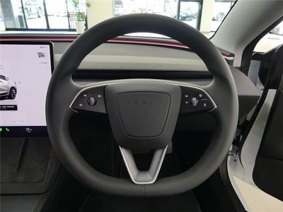 2023 Tesla MODEL 3 — миниатюра 12
