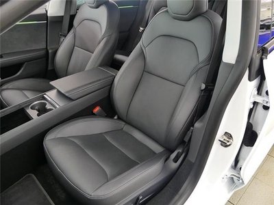 2023 Tesla MODEL 3 — миниатюра 27